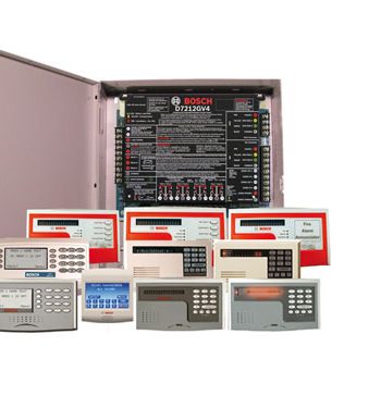 Bosch Kit Includes D7212GV4, D1260, B420, D8103 Lock and Key, D7212GV4K6