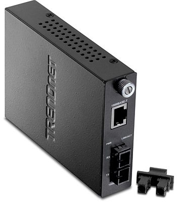 TRENDnet TFC-1000S70 Intelligent 1000Base-T to 1000Base-LX Single-Mode SC Fiber Converter